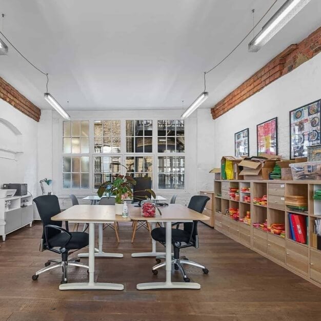 Private workspace in 100-106 Leonard Street, Dotted Desks Ltd (Shoreditch, EC1 - London)