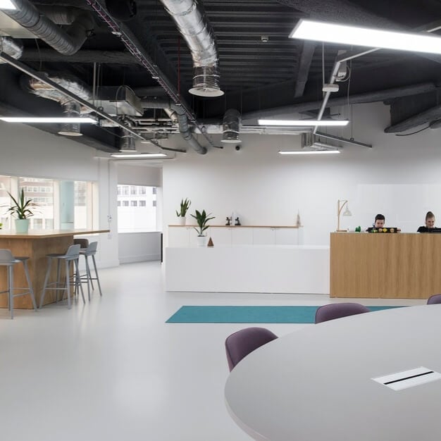 Reception - Tay House (Spaces), Regus in Glasgow