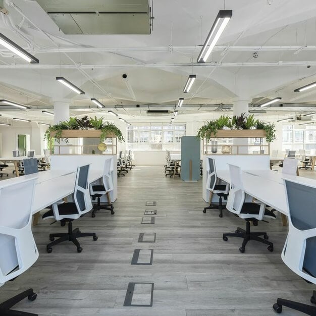 Private workspace in Classic House, KONTOR HOLDINGS LIMITED (Old Street, EC1 - London)