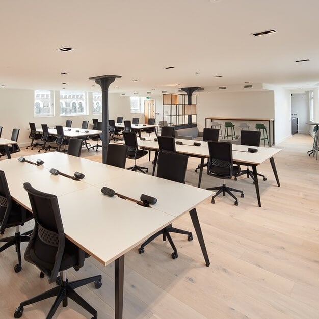 Private workspace - Flat Iron Building, Kitt Technology Limited (Southwark)