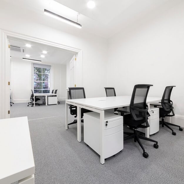Private workspace - The Barbon Buildings, 13-17 Red Lion Square LLP (Holborn)