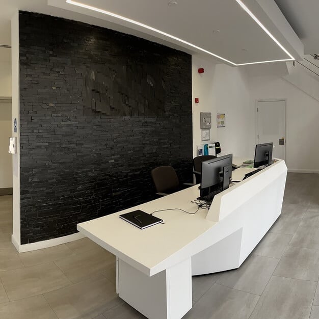 Reception area at Quay's Reach, Hope Park Business Centre in Salford, M3 - North West