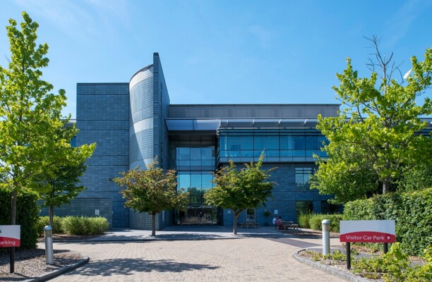 Brook Drive RG1, RG2, RG4, office space – Building External