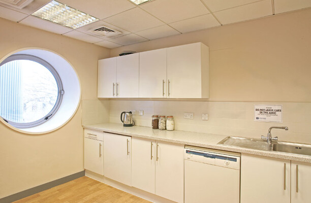 Bessemer Road AL8 office space – Kitchen