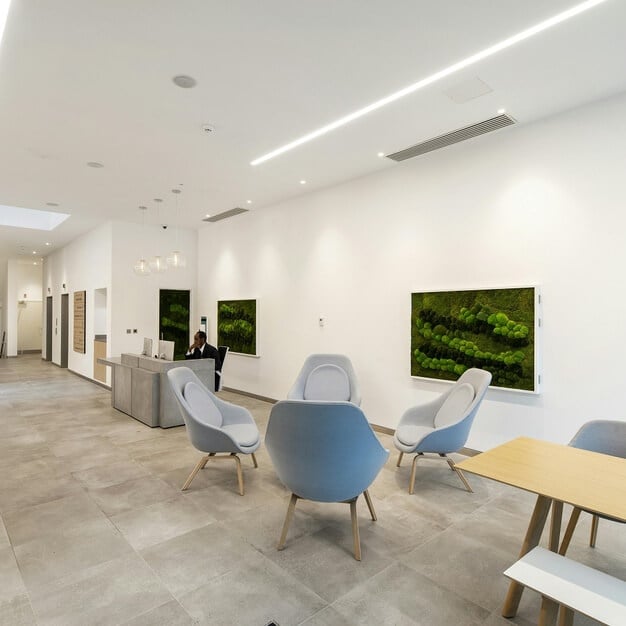 Reception area at 15 Bedford Street, RX LONDON LLP in Covent Garden, WC2 - London