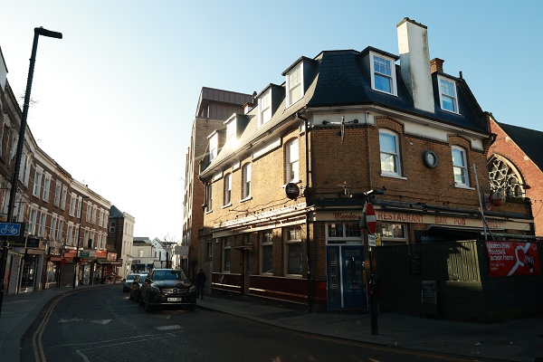 Pub for after work drinks