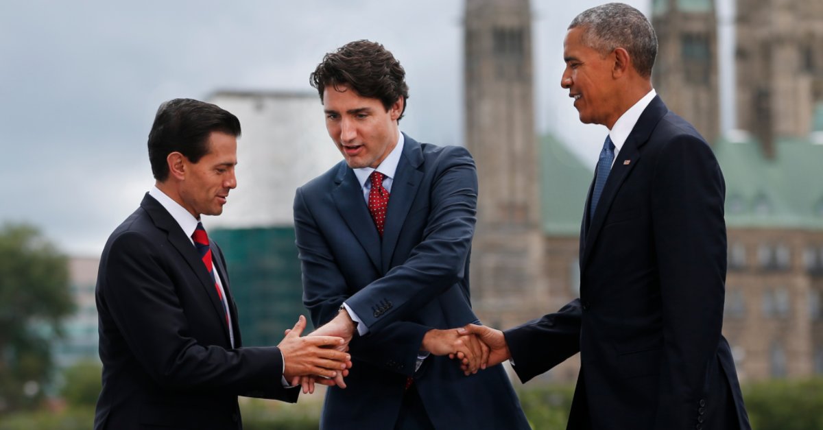 10 Common Handshakes Entrepreneurs Need to Recognise