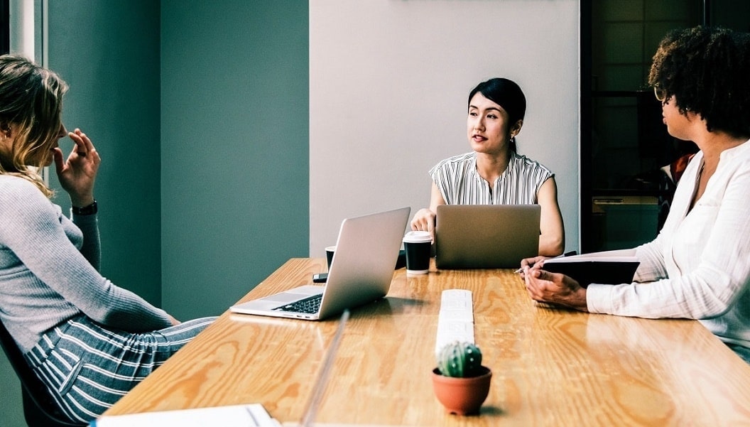 Top 10 Reasons Why You Should Rent a Serviced Office Space