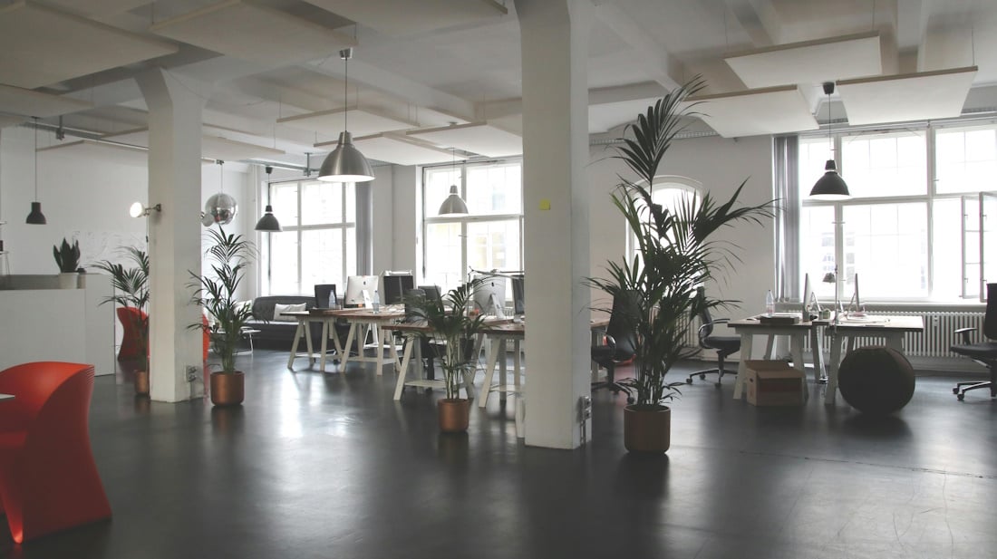 What Are The Benefits of Renting an Open-Plan Office?
